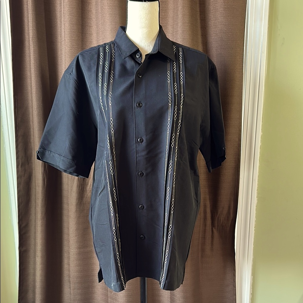 Cubavera Button Down Shirt Size M